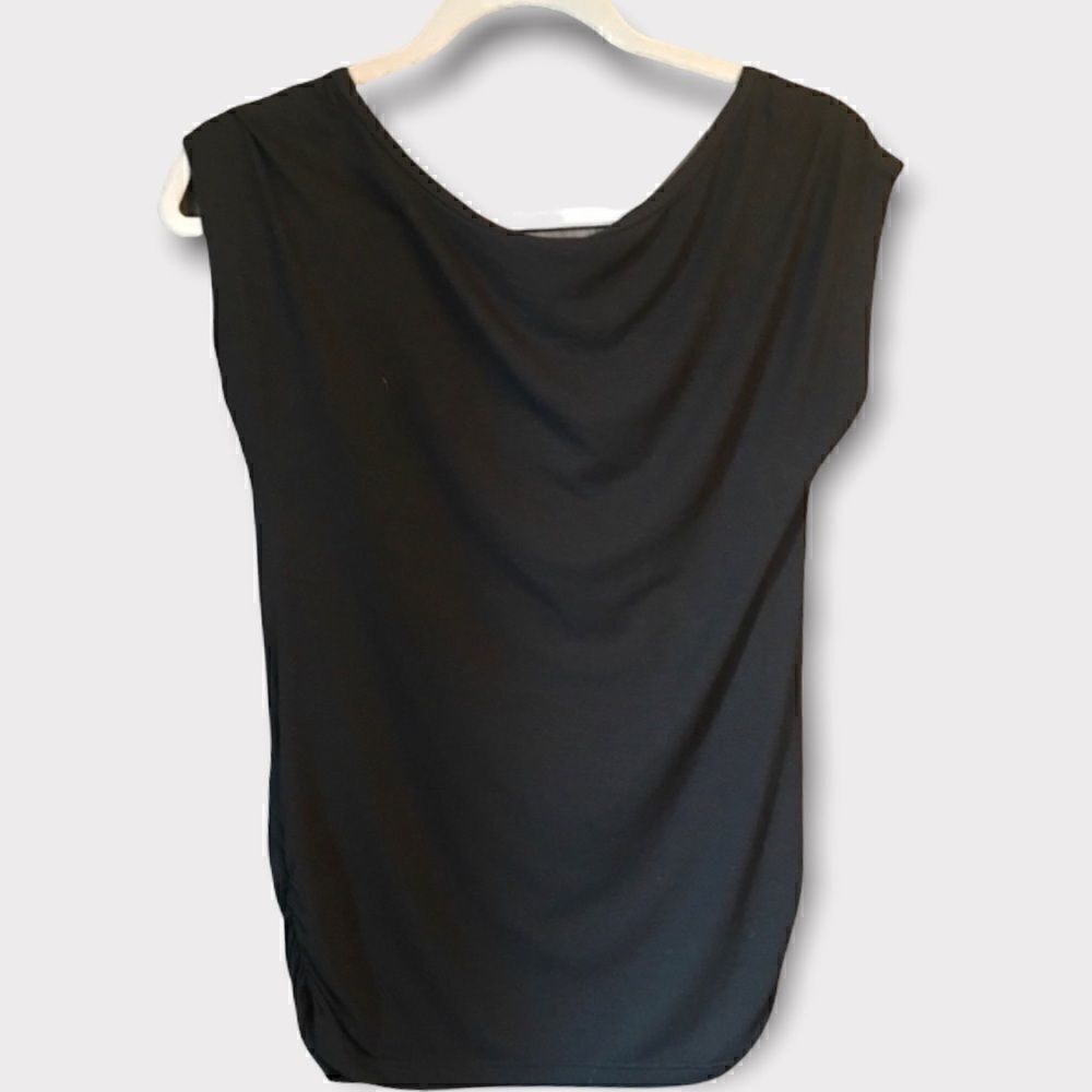 H&M Butterfly Capped Tee - Picture 2 of 5